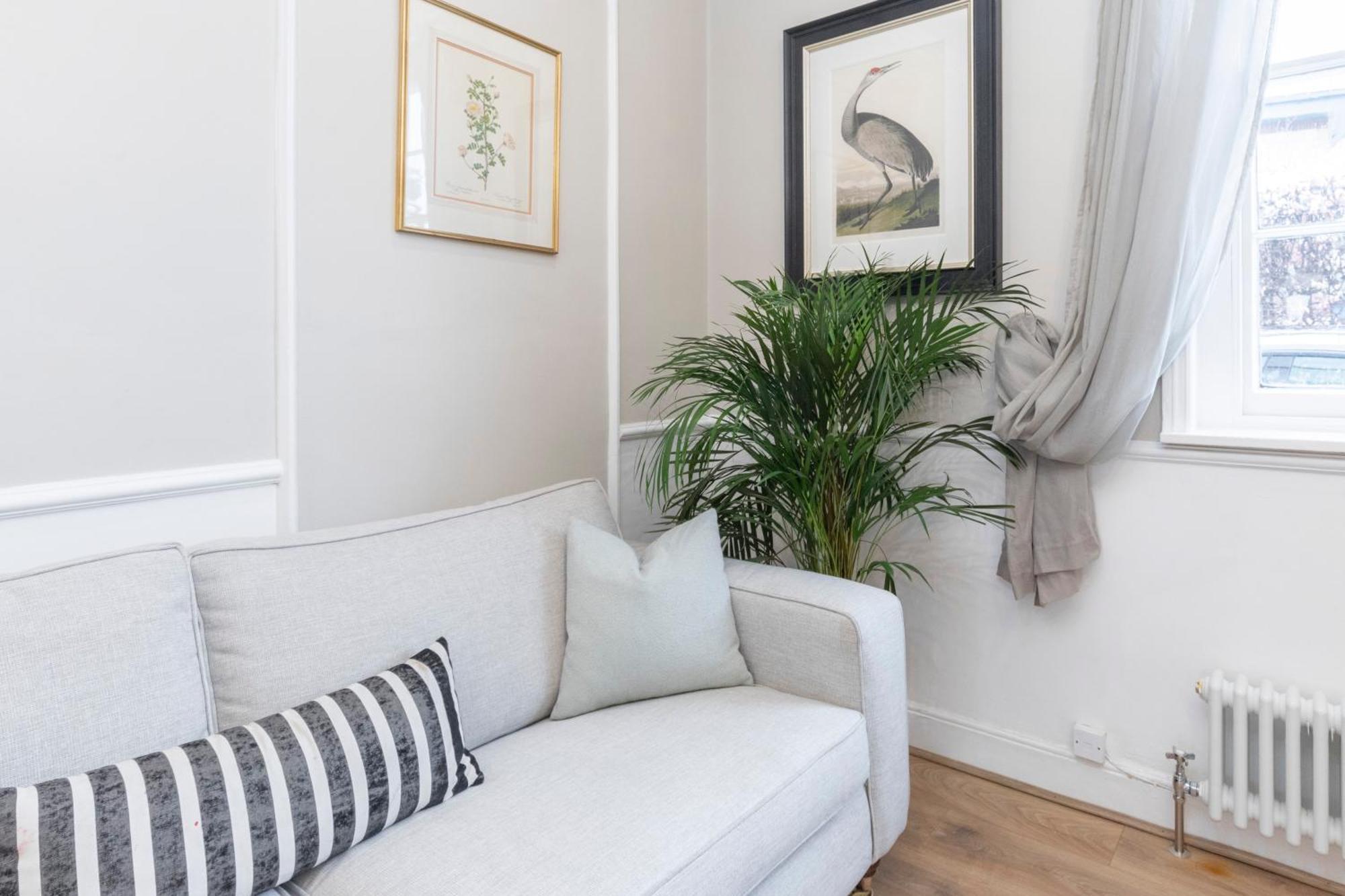 Beautiful 4 Bedroom Home Cheltenham Exteriör bild